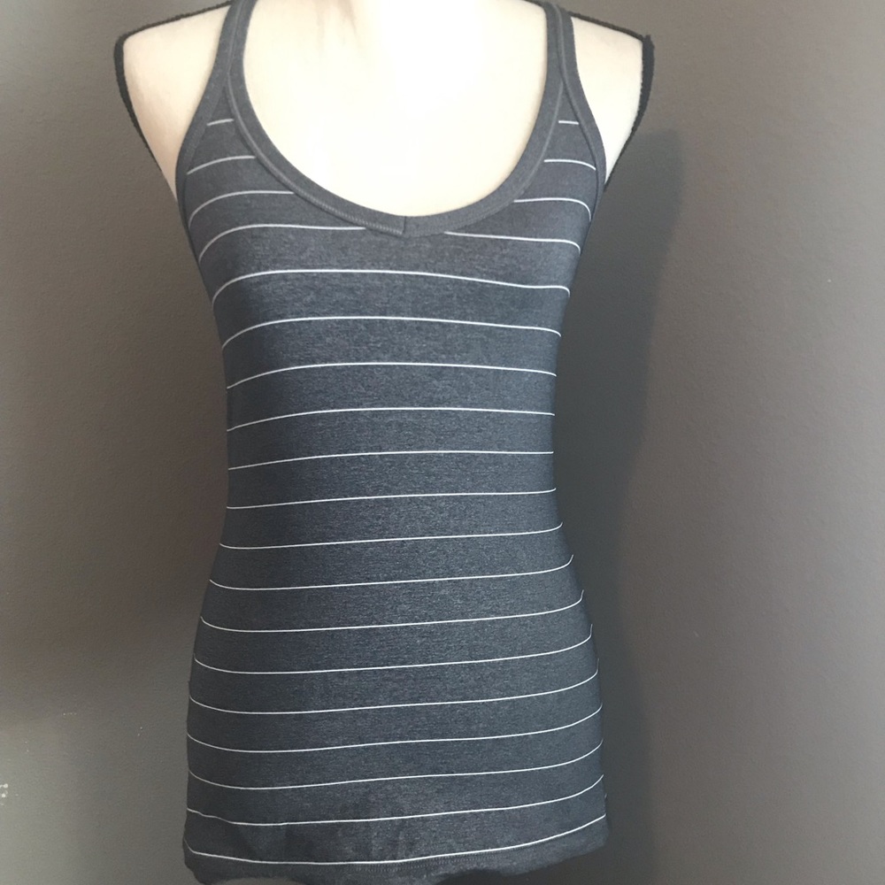 Lorna Jane Women’s Sports Tank- Size Small